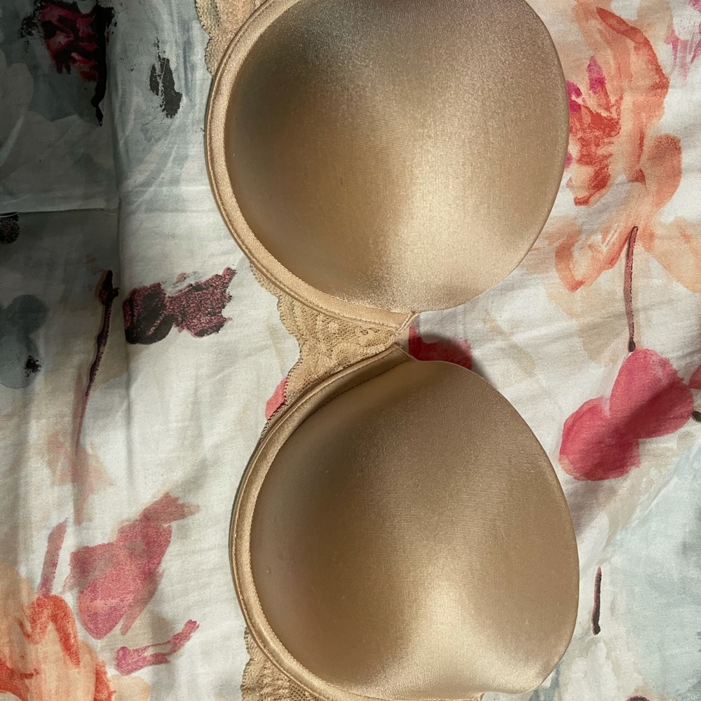Victoria Secret Bra!